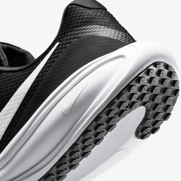 Чоловічі кросівки для бігу Nike Revolution 8 HJ9198-003 45.5 (11.5US) 29.5 см Чорні (197862884241) - зображення 8