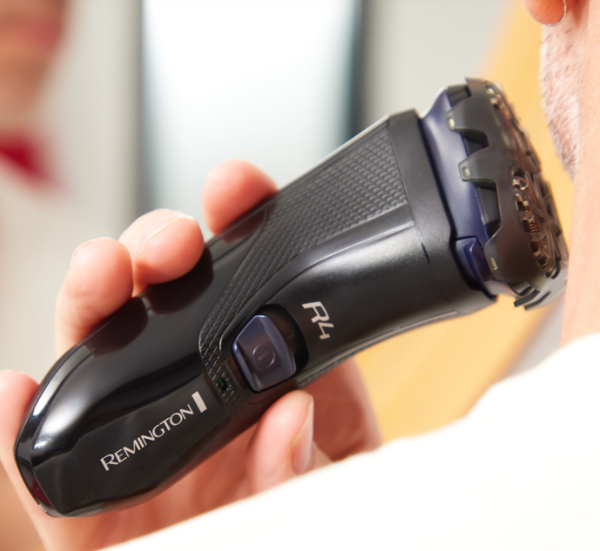 Електробритва Remington R4002 Style Series Rotary Shaver R4 - Фото 8 Електробритва Remington R4002 Style Series Rotary Shaver R4 - изображение 8