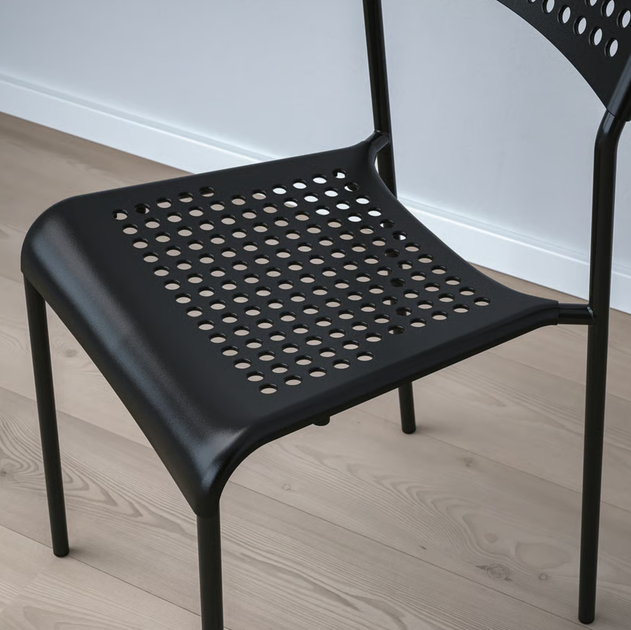 Стілець для кухні Ikea Sandsberg 39 x 47 x 77 см Чорний (306.054.23) - зображення 3