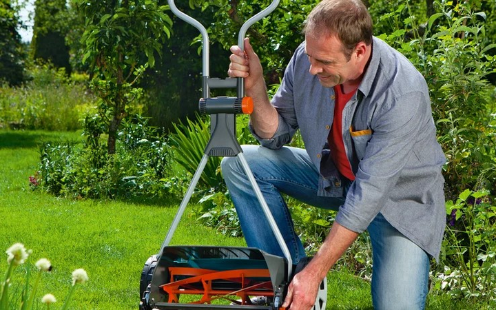Газонокосарка ручна Gardena Classic C 400 (04022-20.000.00) - зображення 10