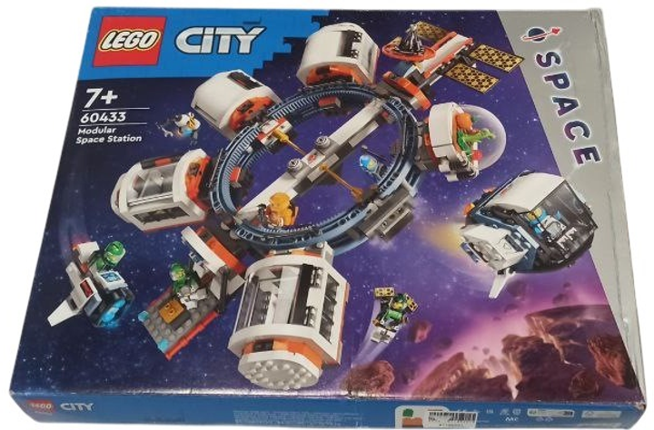 Конструктор LEGO City Модульна космічна станція 1097 деталей (60433) (955555911652319) - Уцінка - зображення 4