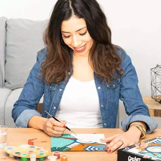 Malowanie po numerach Ravensburger CreArt Tryb wakacyjny - Relaks nad basenem 24 x 30 cm (4005556255238) - obraz 5