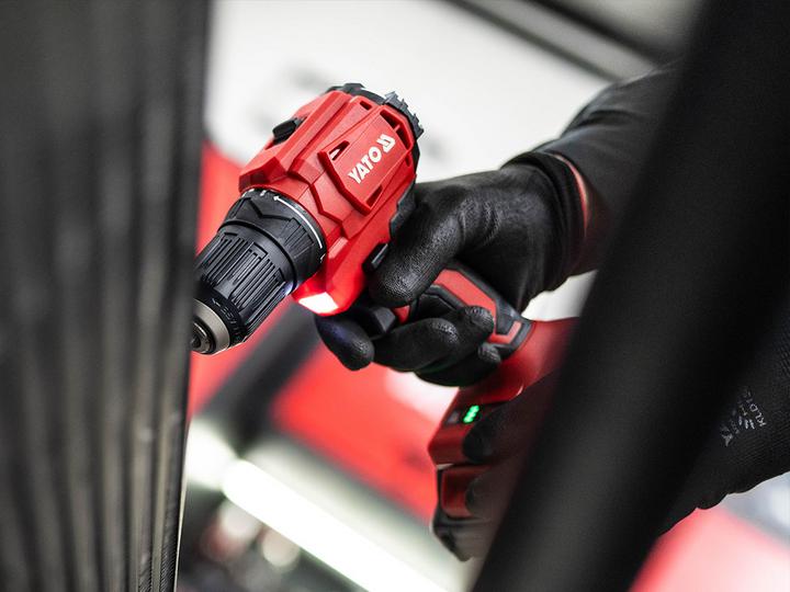 Wiertarko-wkrętarka akumulatorowa YATO 18V 45 Nm 2 Ah (YT-827788) - obraz 6