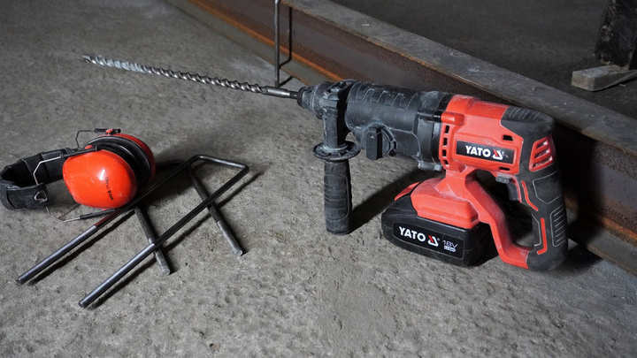 Młotowiertarka akumulatorowa YATO 8v sds plus 2,4j, z podkuwaniem - bez akumulatora (YT-82772) - obraz 4