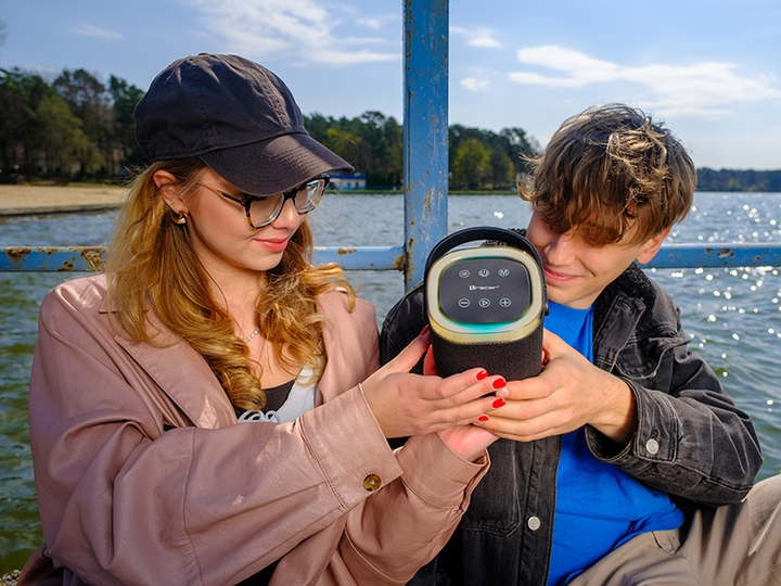 Портативна колонка Tracer Stripe XL TWS BT 10W RGB Black (TRAGLO47615) - зображення 8