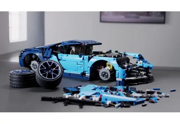 Конструктор спорткар Bugatti Chiron на Радиоуправлении | гоночная машинка (3599 деталей) 1:8 Масштаб - Фото 3 Конструктор спорткар Bugatti Chiron на Радиоуправлении | гоночная машинка (3599 деталей) 1:8 Масштаб - изображение 3