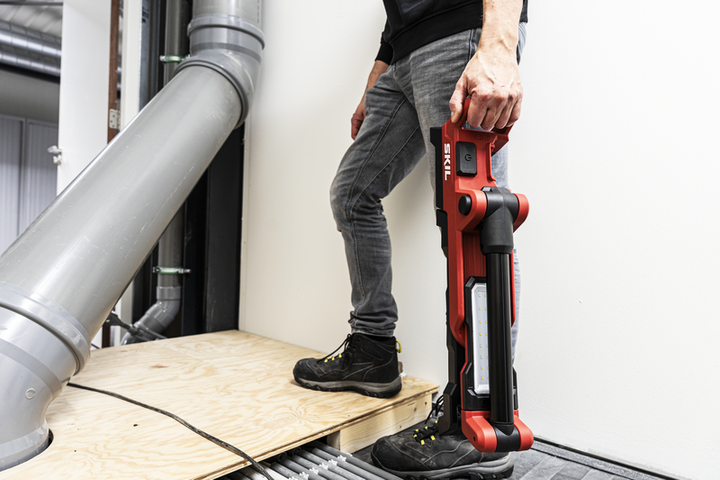 Akumulatorowa lampa kolumnowa LED Skil 3165 CA (4894863201607) - obraz 4