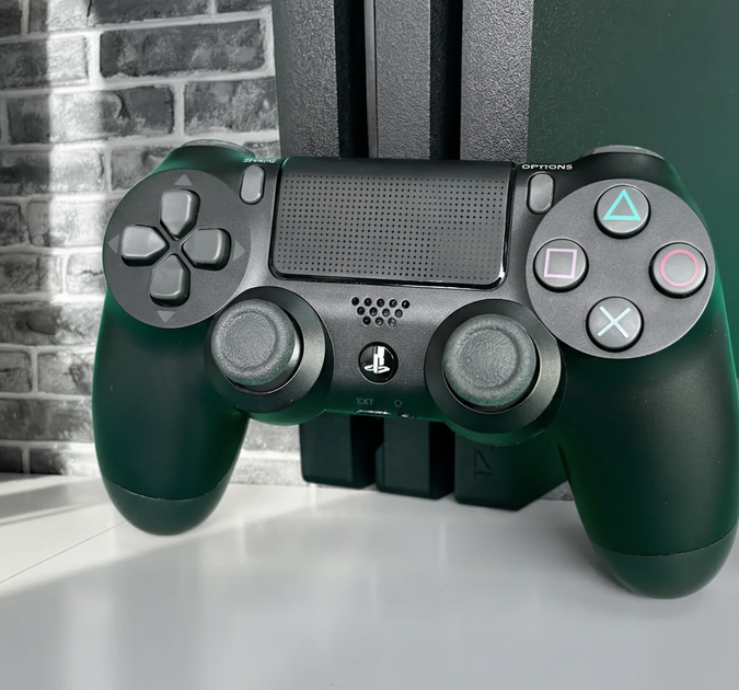 Ігрова Консоль Sony PlayStation 4 PRO 1 ТБ Б/В | Підтримка 4K | Обслугована + 1 Гра + Гарантія 3 місяців - Фото 2 Ігрова Консоль Sony PlayStation 4 PRO 1 ТБ Б/В | Підтримка 4K | Обслугована + 1 Гра + Гарантія 3 місяців - изображение 2