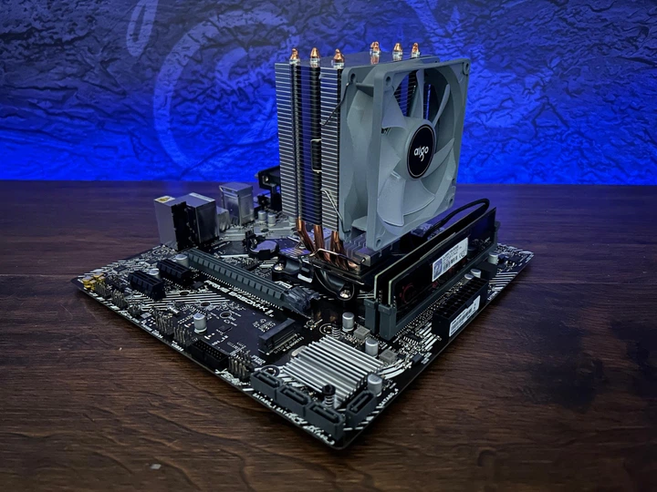 Игровой комплект: материнская плата B450+ AMD Ryzen 7 5700X + 16GB