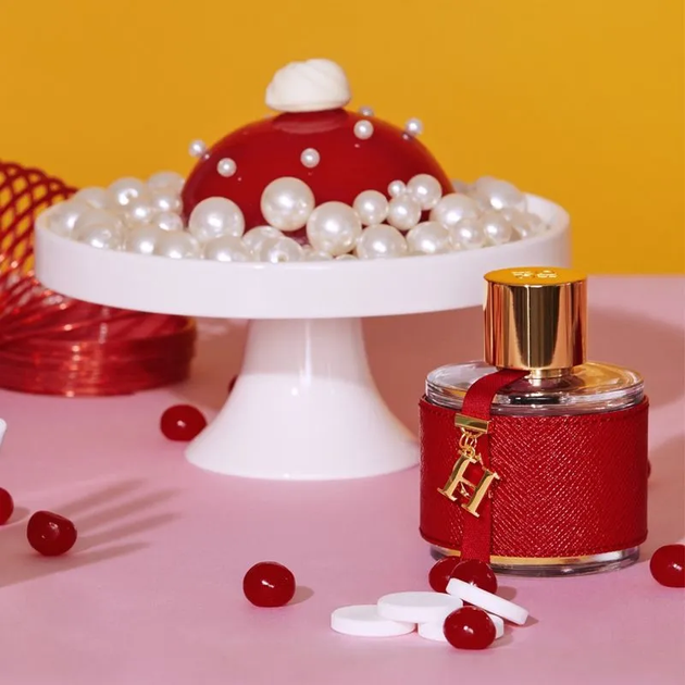 Набір жіночий Carolina Herrera CH Туалетна вода 100 мл + Лосьйон для тіла 100 мл + Мініатюра Туалетна вода 10 мл (8411061122556) - зображення 5