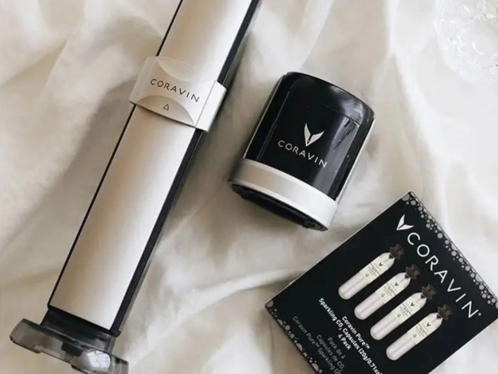 Система для зберігання ігристих вин Coravin Sparkling чорна з срібним (810068590203) - зображення 9