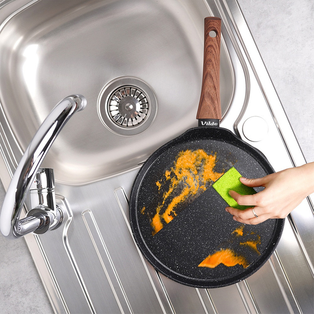 Patelnia do naleśników Vilde Black & Wood granitowa 24 cm (5904316475338) - obraz 12