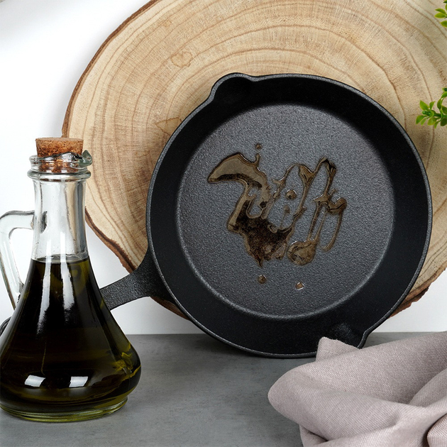 Patelnia Vilde Cast Line żeliwna z nakładką na uchwyt 20 cm (5904316471729) - obraz 3