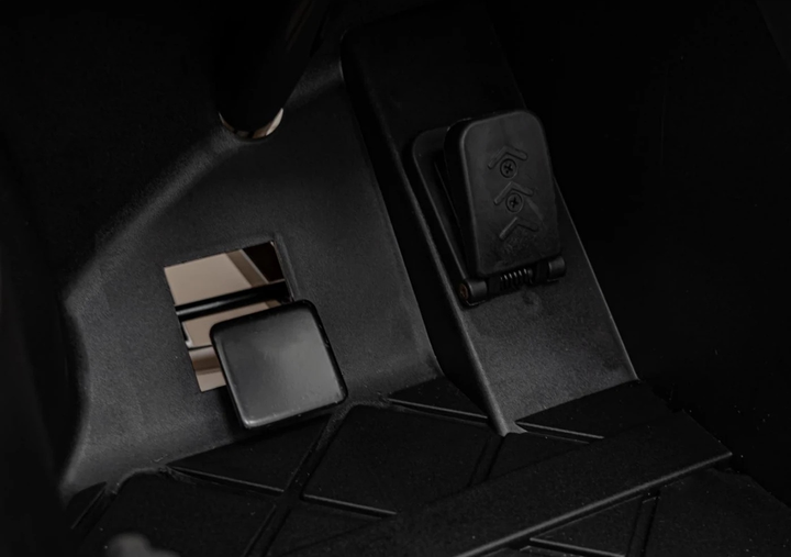 Електричний автомобіль для дітей Audi Spyder R8 Lift Чорний (5903864944419) - зображення 8