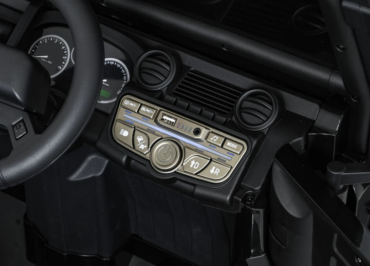 Електричний автомобіль для дітей Land Rover Defender 110 SVX Concept Чорний (5903864984729) - зображення 13