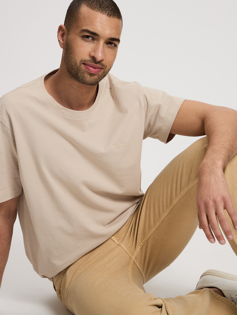 Футболка бавовняна довга чоловіча Cross Jeans 16122-053 L Бежева (8697319806267) - зображення 4