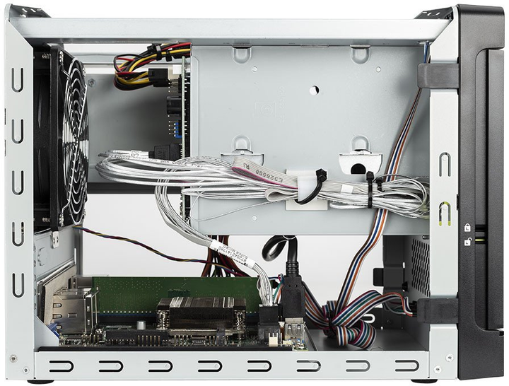 Serwer Bluechip SERVERline T10302s (4250749706701) - obraz 2