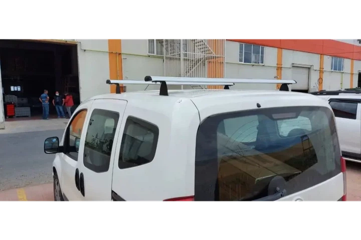Багажник (поперечины) для Dacia Sandero 2013-2020 (135 см, 2 шт), Поперечины для Dacia Sandero - изображение 4
