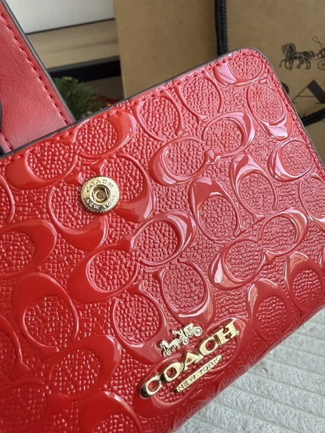 Гаманець coach medium corner zip wallet червоний натуральна шкіра + подарункове пакування - Фото 6 Гаманець coach medium corner zip wallet червоний натуральна шкіра + подарункове пакування - изображение 6