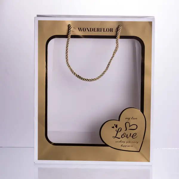Набір подарункових пакетів з паперу Love з віконцем 12 шт 26×10×32 см HP-10359-18 - Фото 6 Набір подарункових пакетів з паперу Love з віконцем 12 шт 26×10×32 см HP-10359-18 - зображення 6