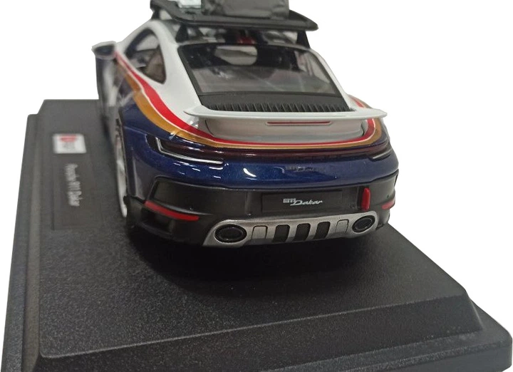 Model Bburago Porsche 911 Dakar 1:24 (4893993280292) (955555909441014) - Outlet - obraz 4