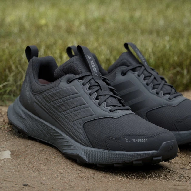 rihae5972(Tタイプ) Чоловічі кросівки для бігу Adidas Terrex Tracefinder 2 Clima