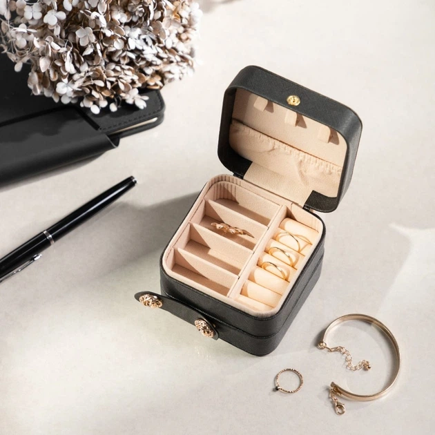 Скринька для біжутерії Homla Virello Чорна 9.5 x 9.5 x 8 см (5906496726446) - зображення 6