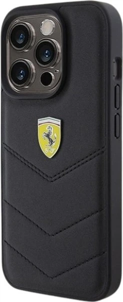 Etui Ferrari Quilted Metal Logo do Apple iPhone 15 Pro Black (FEHCP15LRDUK) - obraz 2