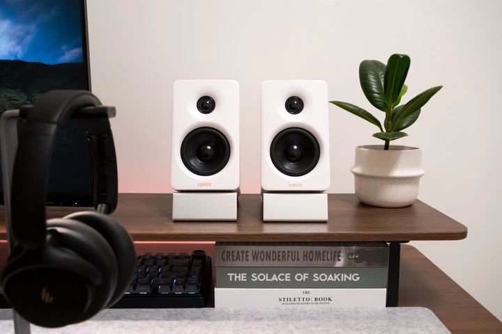 Акустическая система Edifier M60 White 2.0 66W Bluetooth – фото