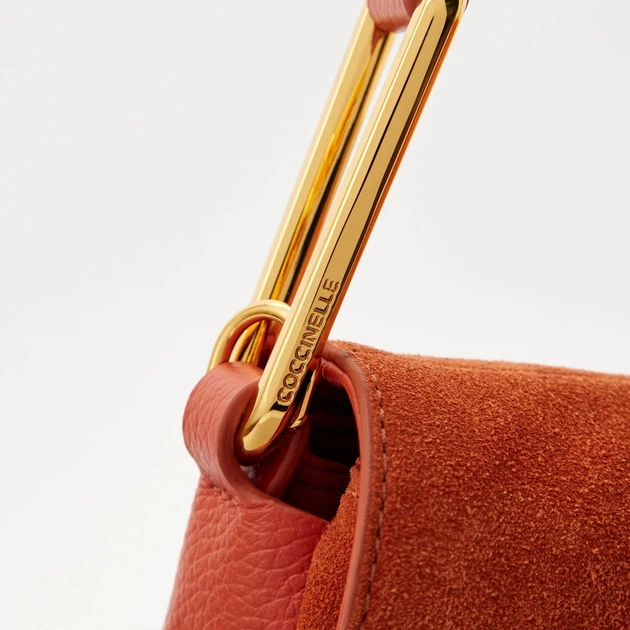 Сумка багет жіноча з натуральної замши маленька Coccinelle E1PQS580101-R30 Оранжева (8059978573247) - зображення 4