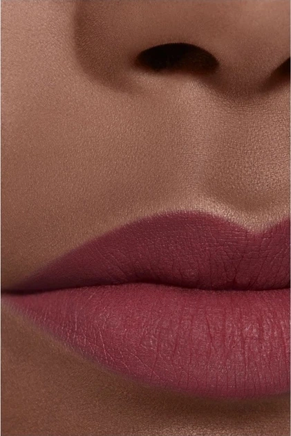 Помада для губ Chanel Rouge Allure Liquid Velvet матова 244 Palpitante 6 мл (3145891712445) - зображення 5