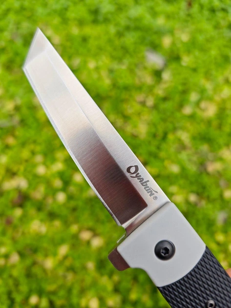 Нож складной Cold Steel Oyabun Black & Gray Leaf Spring Lock Folding Flipper Knife (26T) - изображение 9