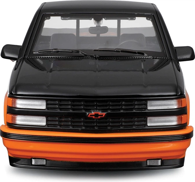 Metalowy model samochodu Maisto Harley-Davidson Chevrolet 454 SS Pickup 1993 1:24 MST32274 (090159322740) - obraz 3