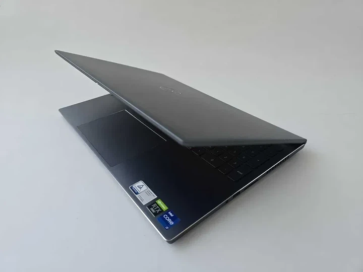 Ноутбук Dell Inspiron 16 Plus 7610 i7 11800H/RTX 3060/RAM 16GB/SSD 256GB/WIN 11 Б\В - Б/В - Фото 6 Ноутбук Dell Inspiron 16 Plus 7610 i7 11800H/RTX 3060/RAM 16GB/SSD 256GB/WIN 11 Б\В - Б/В - зображення 6