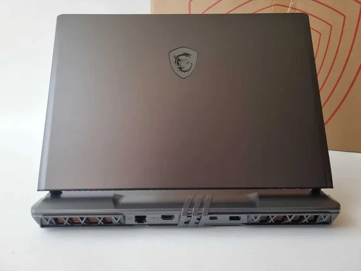 Ноутбук MSI Vector 16 HX (2023) I9 13980HX/RTX 4080/RAM 32GB/SSD 1TB/QHD 240Hz Б\В - Б/У - изображение 8
