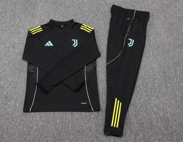 Тренировочный спортивный костюм Juventus чёрный — олимпийка + штаны, детский, футбольный, сезон 2025/2026 (р. 18 рост 155-165 см.) - Фото 5 Тренировочный спортивный костюм Juventus чёрный — олимпийка + штаны, детский, футбольный, сезон 2025/2026 (р. 18 рост 155-165 см.) - изображение 5