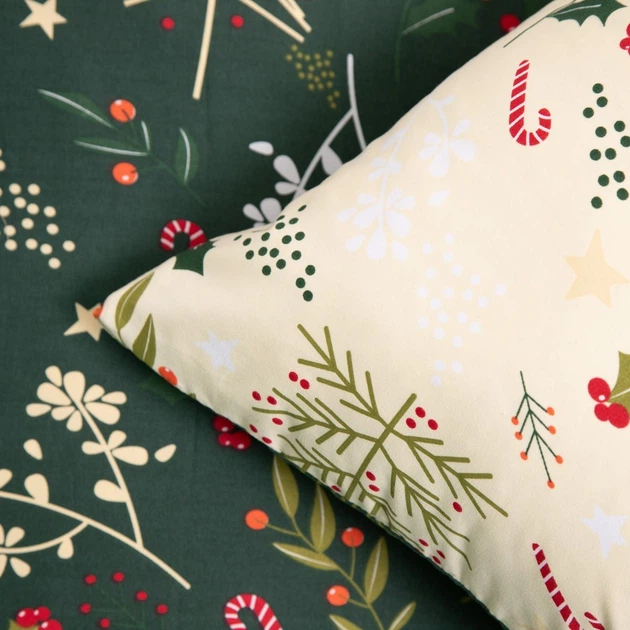 Komplet pościeli Homla Godis Poszewka na kołdrę 200 x 220 cm + 2 poszewki na poduszki 70 x 80 cm ze świątecznym wzorem Wielokolorowy (5904183858562) - obraz 4