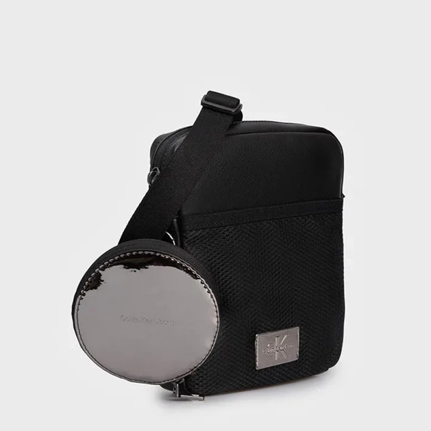 Сумка планшет через плече чоловіча Calvin Klein K50K511389-BEH Чорна (8720109146592) - зображення 3