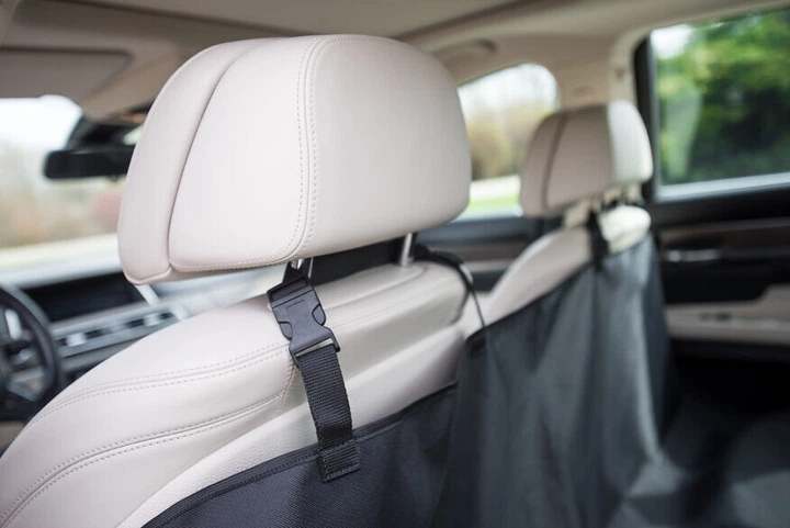 Mata dla psów Amiplay Exclusive samochodowa 150 x 150 cm Czarna (5907563212039) - obraz 4