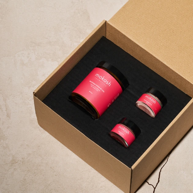 Zestaw kosmetyków do pielęgnacji ciała Mokosh Amorek Usta do Pocałunków Balsam do ust 15 ml + Peeling do ust 15 ml + Balsam nawilżający 180 ml (5902729031103) - obraz 3