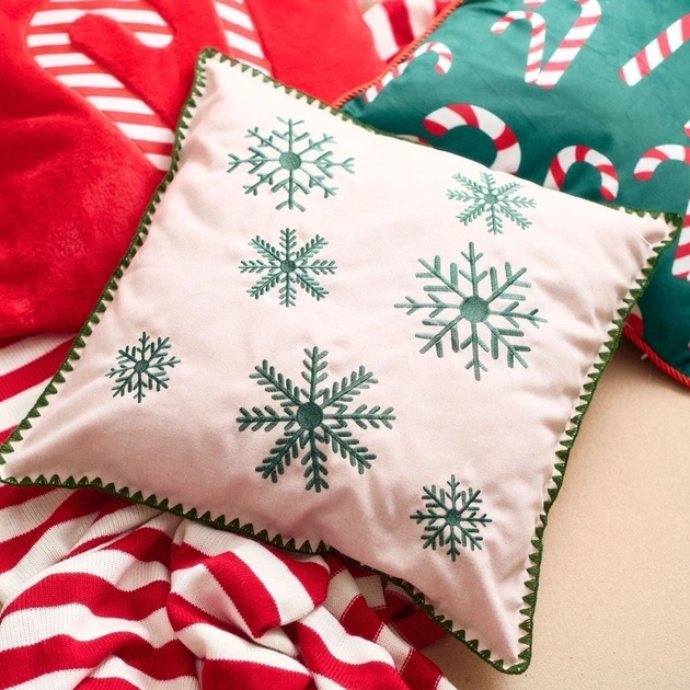 Наволочка Homla Oriel у зелені сніжинки 45 x 45 см (5906496709319) - зображення 7