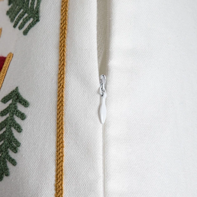 Наволочка Homla Antares з вишитою ялинкою 45 x 45 см (5906496709173) - зображення 4