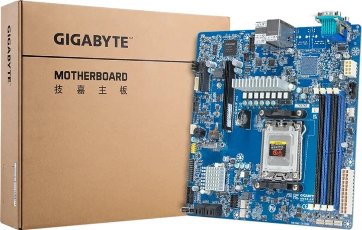 Материнська плата Gigabyte MC13-LE0 (sAM5, AMD B650E, PCI-Ex16) (9MC13LE0MR-000) - зображення 5