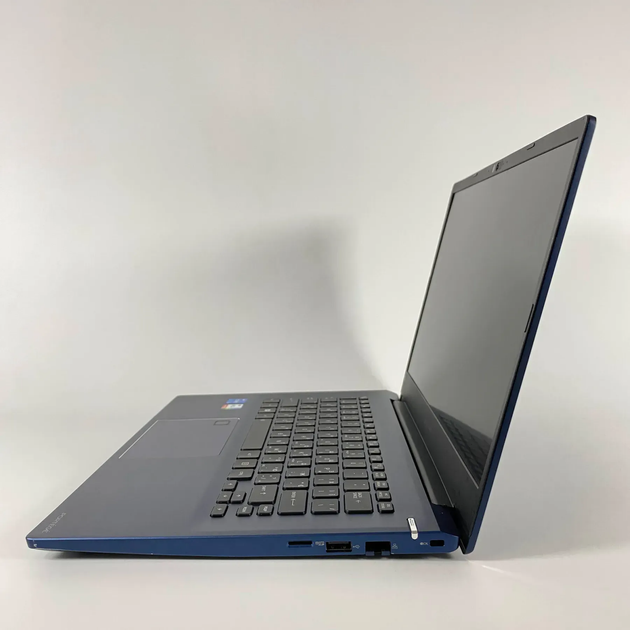 Ультрабук Б-класс DynaBook Portege X40-K / 14" (1920x1080) IPS / Intel Core i5-1240P (12 (16) ядер по 3.3 - 4.4 GHz) / 16 GB DDR4 / 256 GB SSD / Intel Iris Xe Graphics / WebCam / TouchID б/у - Фото 5 Ультрабук Б-класс DynaBook Portege X40-K / 14" (1920x1080) IPS / Intel Core i5-1240P (12 (16) ядер по 3.3 - 4.4 GHz) / 16 GB DDR4 / 256 GB SSD / Intel Iris Xe Graphics / WebCam / TouchID б/у - изображение 5