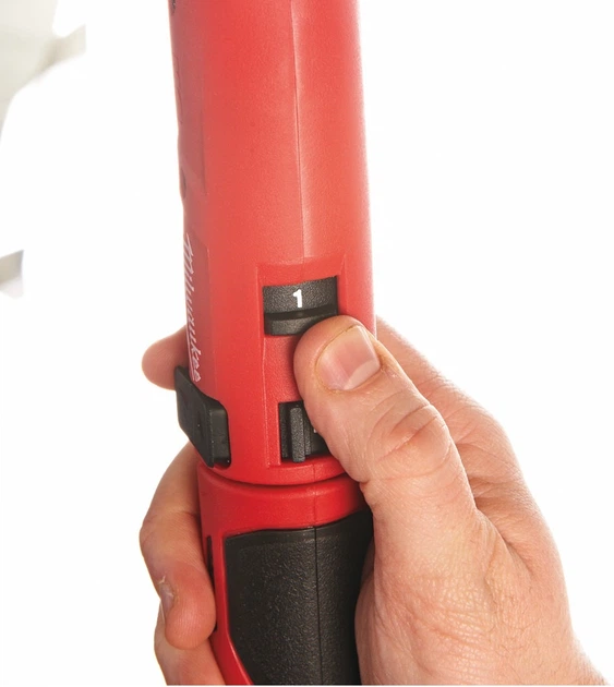 Викрутка акумуляторна Milwaukee 4В 2х2А·год 5Нм 200об/хв сумка та ЗП 0.5кг - Фото 6 Викрутка акумуляторна Milwaukee 4В 2х2А·год 5Нм 200об/хв сумка та ЗП 0.5кг - изображение 6