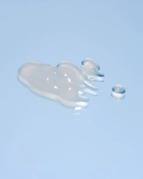 Serum do twarzy SKIN1004 Madagascar Centella Hyalu-Cica Blue przeciwzmarszczkowe 50 ml (8809913831099) - obraz 2