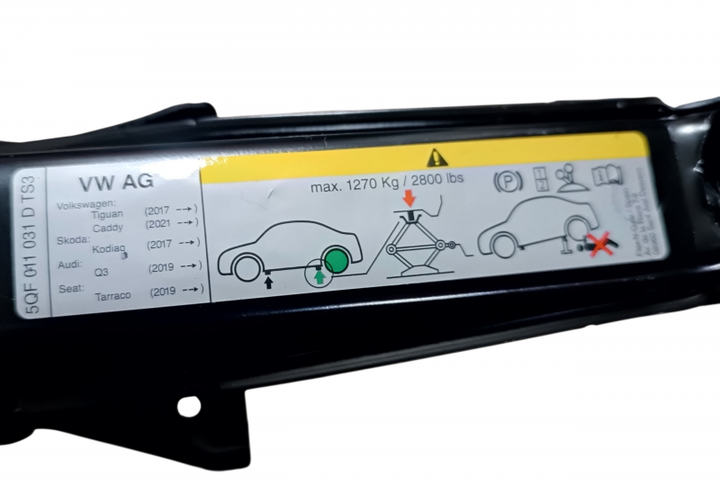 Штатний автомобільний домкрат VAG 5QF 011 031 Volkswagen Tiguan 2017- Caddy 2021- Skoda Kodiaq 2017- Seat Taracco 2019- Audi Q3 2019 - Фото 3 Штатний автомобільний домкрат VAG 5QF 011 031 Volkswagen Tiguan 2017- Caddy 2021- Skoda Kodiaq 2017- Seat Taracco 2019- Audi Q3 2019 - зображення 3