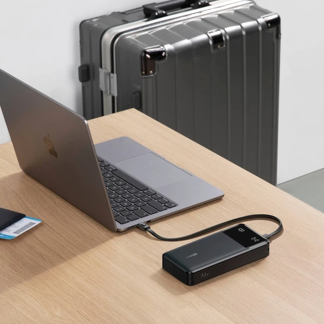 Повербанк Anker PowerCore 20000 mAh 30W PD Black (A1384H11-1) - изображение 2