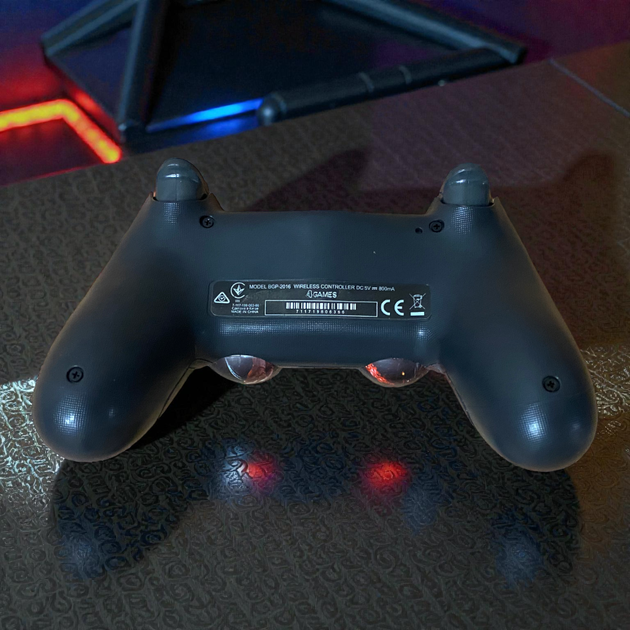 Беспроводной джойстик для PS4 с принтом Assasin's Creed игровой геймпад Bluetooth джойстик Dual Shock PS4 - Фото 2 Беспроводной джойстик для PS4 с принтом Assasin's Creed игровой геймпад Bluetooth джойстик Dual Shock PS4 - изображение 2