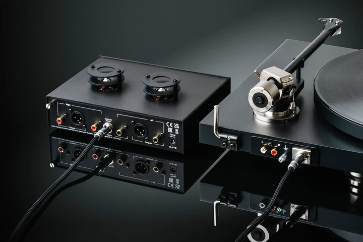 Фонокоректор Pro-Ject Tube Box S3 B Black з ламповим підсиленням - изображение 4